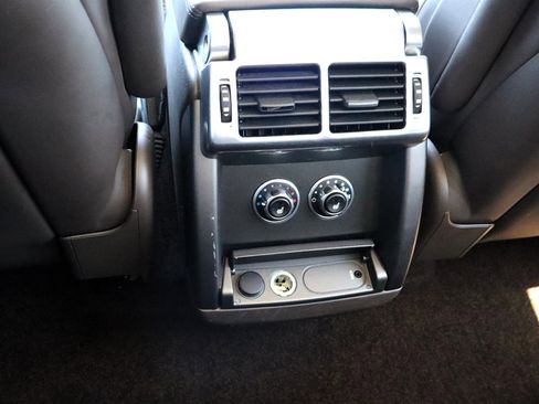 Used 2010 Land Rover Range Rover Supercharged AWD/4WD image 24
