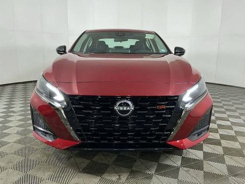 New 2025 Nissan Altima 2.5 SR w/ SR Premium Package image 2