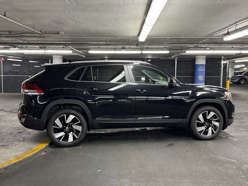 New 2026 Volkswagen Atlas Cross Sport SE image 41