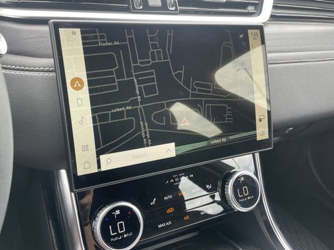 Used 2024 Jaguar XF R-Dynamic SE image 19