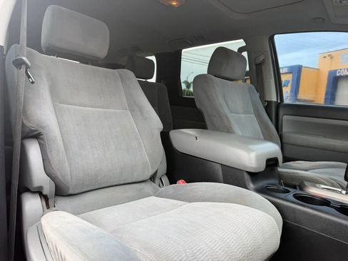 Used 2013 Toyota Sequoia SR5 RWD image 16