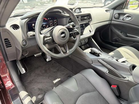 Used 2025 Nissan Z Performance w/ Floor Mat Package RWD image 20