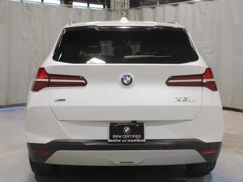 Certified 2025 BMW X3 xDrive30i w/ Convenience Package AWD/4WD image 17