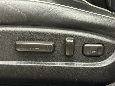 Used 2018 Acura TLX w/ Technology Package FWD image 25
