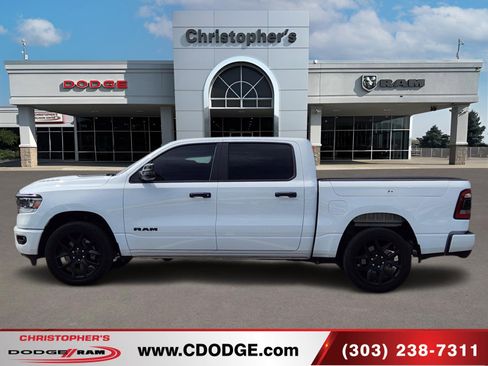 Used 2024 RAM 1500 Laramie AWD/4WD image 6