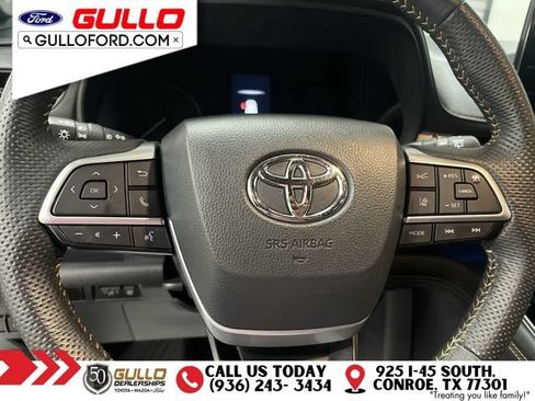 Used 2024 Toyota Sienna XLE Woodland Edition AWD/4WD image 24