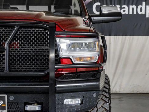 Used 2019 RAM 2500 Laramie image 41