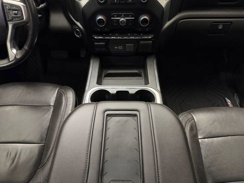 Used 2020 Chevrolet Silverado 1500 LT Trail Boss AWD/4WD image 21