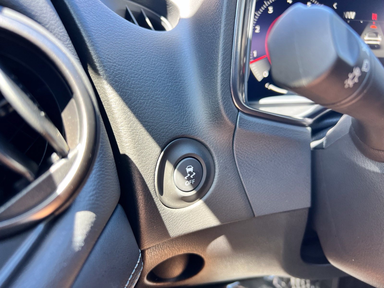 Used 2025 Nissan Z Performance w/ Floor Mat Package RWD image 44