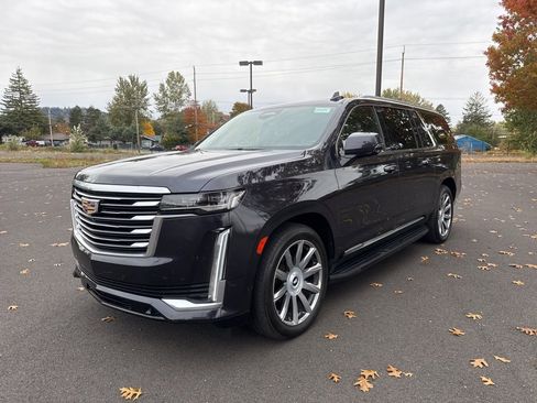 Used 2022 Cadillac Escalade ESV Premium Luxury Platinum image 3