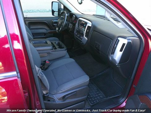 Used 2017 GMC Sierra 1500 SLE w/ SLE Value Package image 31