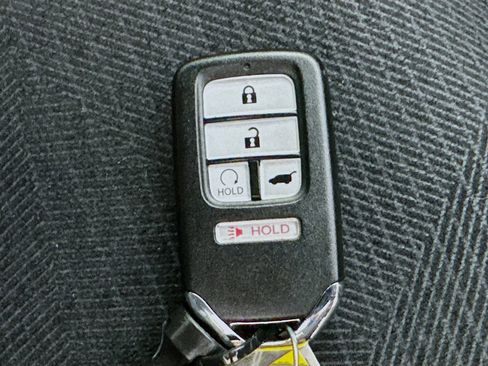 Used 2017 Honda Pilot EX image 35