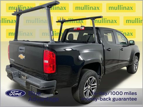 Used 2019 Chevrolet Colorado W/T w/ Custom Special Edition image 4