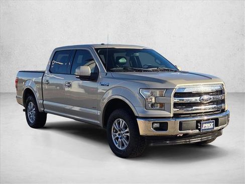 Used 2017 Ford F150 Lariat w/ Equipment Group 501A Mid image 3