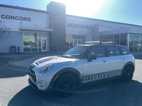 Used 2018 MINI Cooper Clubman S image 1