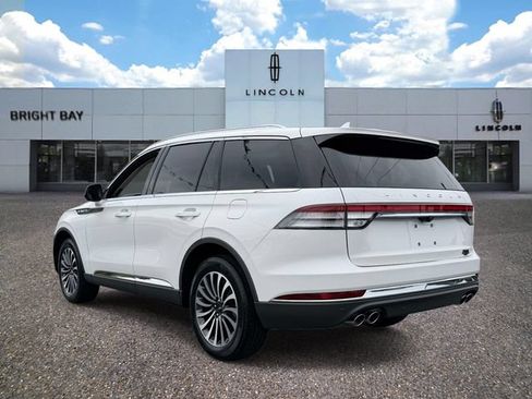 Certified 2023 Lincoln Aviator AWD w/ Premium Package image 4