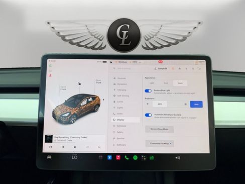 Used 2021 Tesla Model Y Long Range AWD/4WD image 25