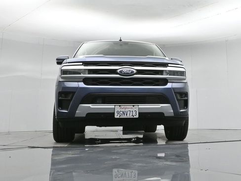 Used 2023 Ford Expedition XLT image 56