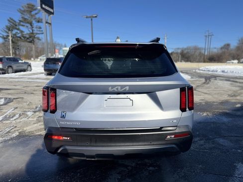 Used 2023 Kia Sorento X-Line EX image 6