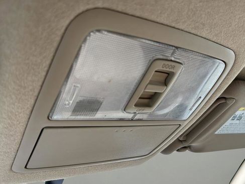 Used 2010 Toyota RAV4 4WD image 23