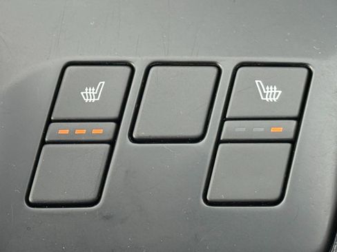 Certified 2025 Kia Sportage LX image 38