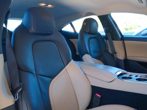Used 2012 Fisker Karma EcoSport RWD image 28
