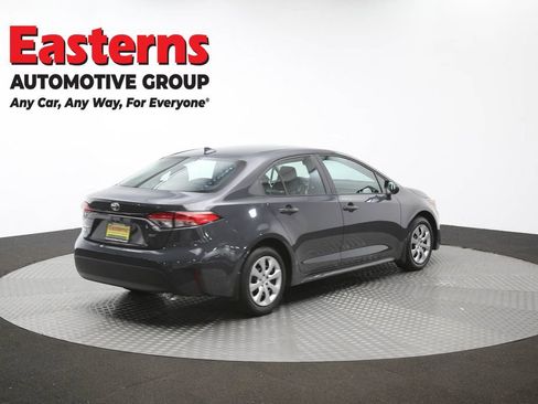 Used 2025 Toyota Corolla LE FWD image 39