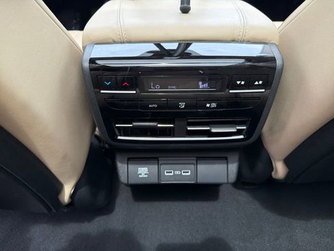 Used 2023 Acura MDX FWD w/ Technology Package image 26