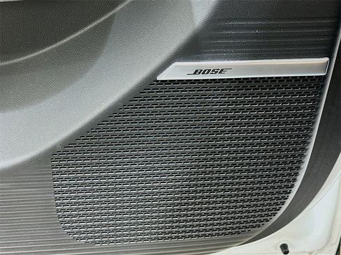 Used 2024 Hyundai Santa Fe Limited image 19