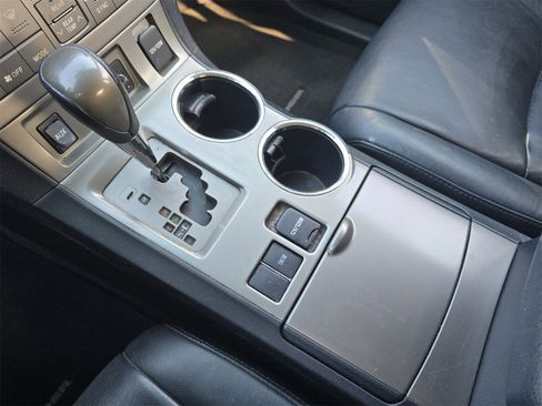 Used 2010 Toyota Highlander SE image 27