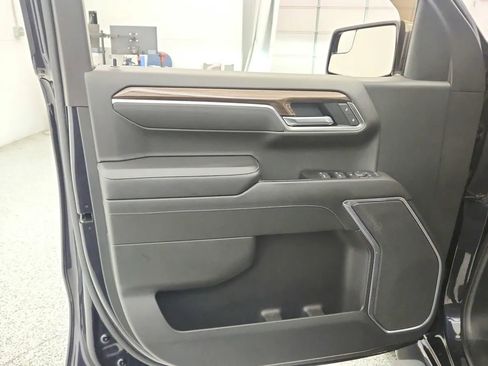 Used 2022 Chevrolet Silverado 1500 LT image 34