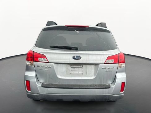 Used 2013 Subaru Outback 2.5i Premium AWD/4WD image 4