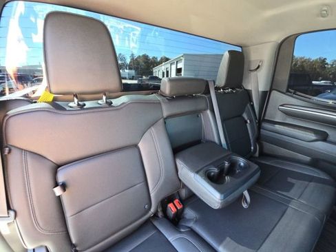 Used 2022 GMC Sierra 1500 SLT image 17