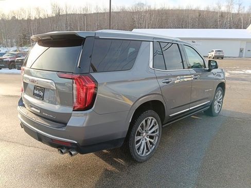 Used 2022 GMC Yukon Denali w/ Denali Premium Package image 29