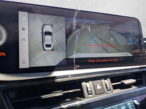 Used 2024 Lexus ES 300h w/ Accessory Package (Z2) FWD image 14