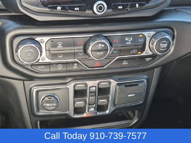 Used 2022 Jeep Gladiator Sport AWD/4WD image 22