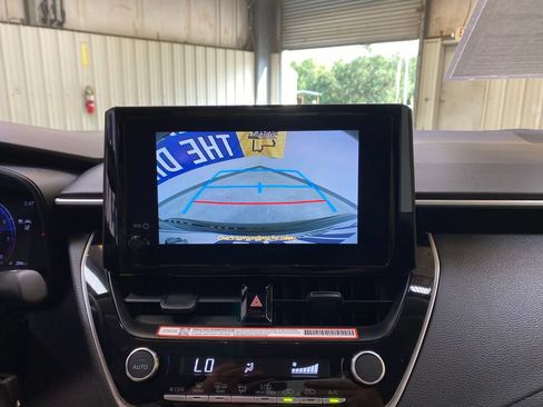 Used 2026 Toyota Corolla LE FWD image 39