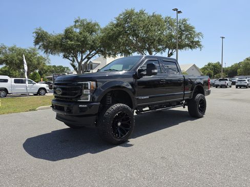 Used 2022 Ford F250 Lariat w/ Black Appearance Package AWD/4WD image 10