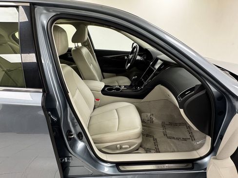 Used 2019 INFINITI Q50 Luxe w/ Essential Package (3.0T Luxe) image 14