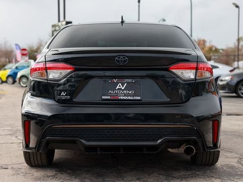 Used 2021 Toyota Corolla SE image 12