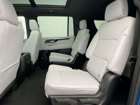 New 2026 Chevrolet Suburban Premier w/ Sun And Tow Package image 15