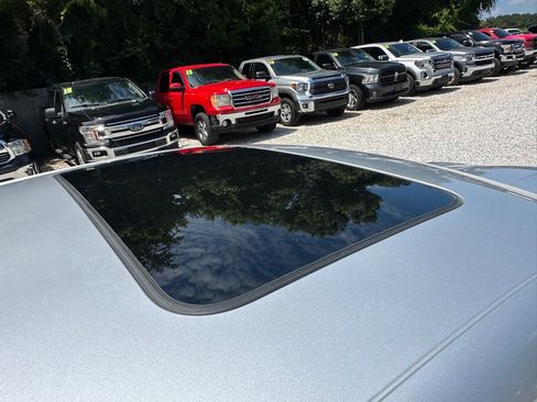 Used 2020 Dodge Charger SXT w/ Leather Interior Group image 23