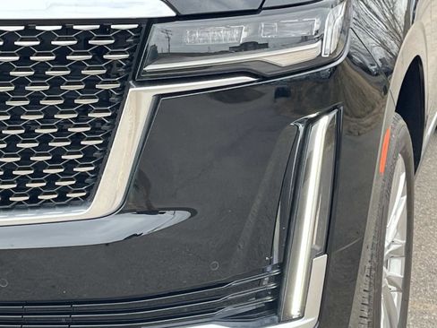Used 2024 Cadillac Escalade ESV Premium Luxury w/ Performance Package image 8
