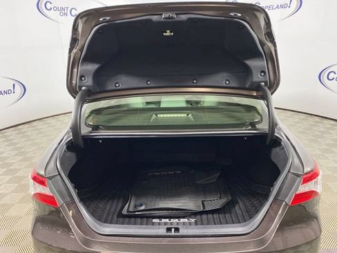 Certified 2018 Toyota Camry LE w/ Moonroof Package FWD image 6