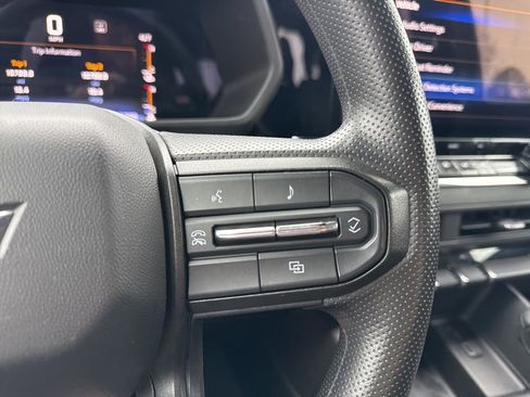 Used 2023 Chevrolet Colorado W/T image 14