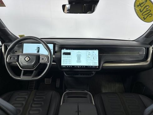 Used 2024 Rivian R1S Adventure image 11