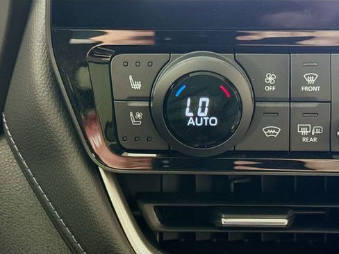 New 2026 Toyota Grand Highlander Platinum image 19