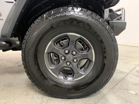 Used 2020 Jeep Gladiator Rubicon image 27