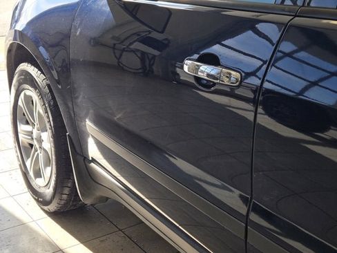 Used 2012 Chevrolet Traverse LS image 17