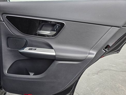 New 2025 Mercedes-Benz GLC 350e 4MATIC image 29